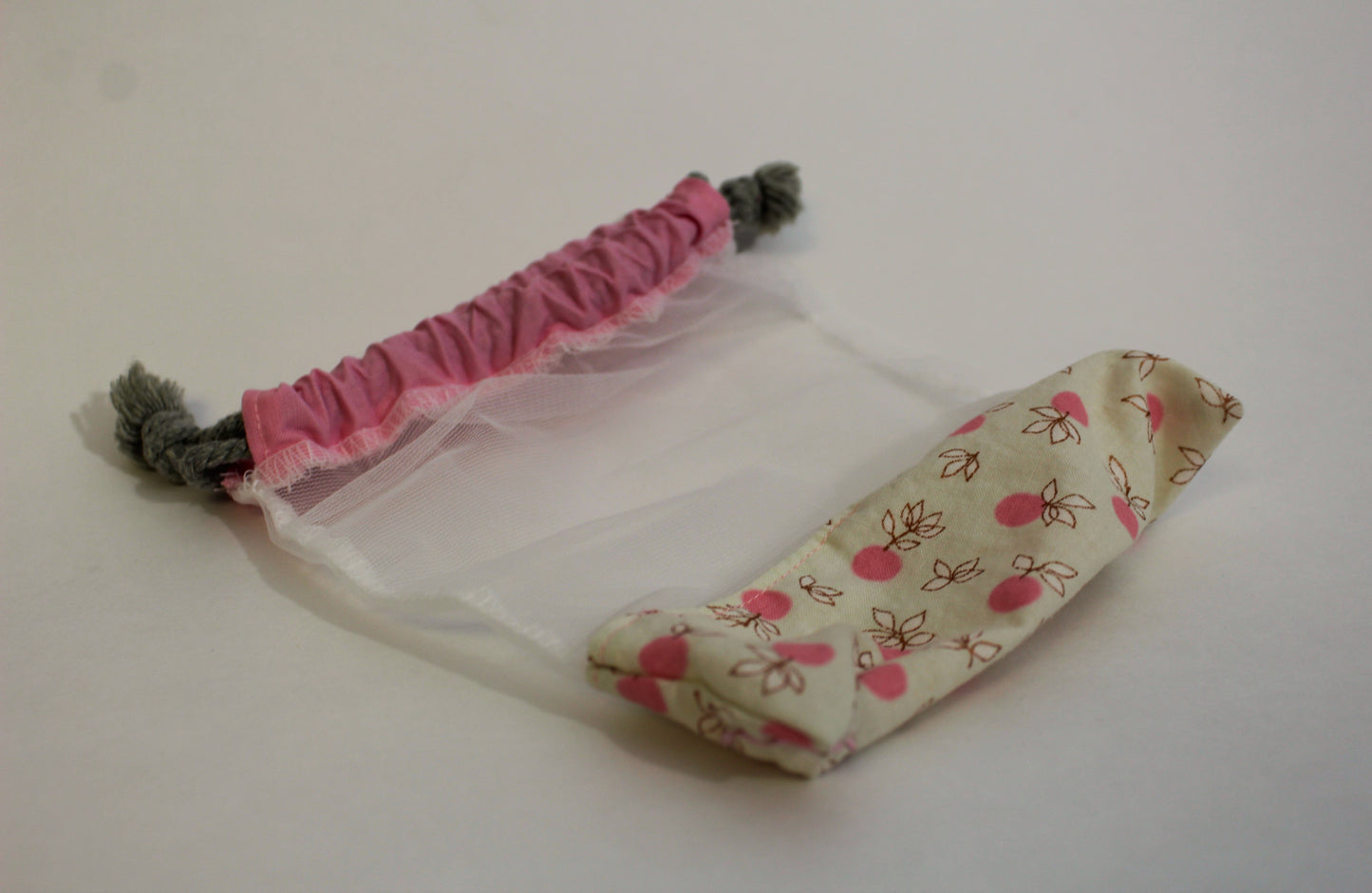 Sac de transport ou de lavage pour tampons démaquillants réutilisables